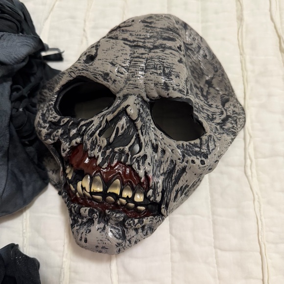 Halloween Costume YXL Zombie Ghoul Skeleton with Mask - Picture 3 of 6